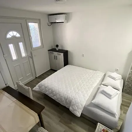 Apartman Ruzmarin