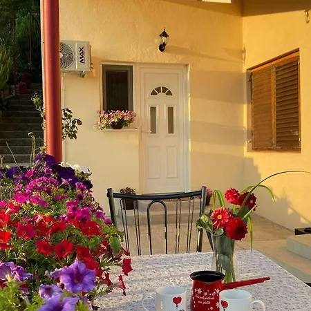 Appartement Apartman Ruzmarin *